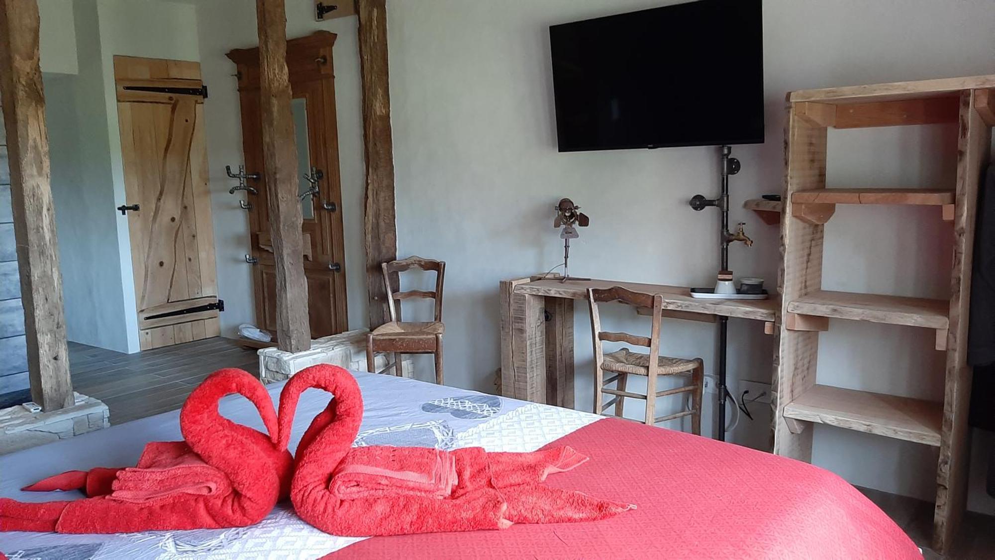 La Berrycurienne Proche Du Zoo De Beauval Saint-Aignan Avec Sdb, Wc Et Spa Privatif Pour Chaque Chambre Luçay-le-Mâle Стая снимка